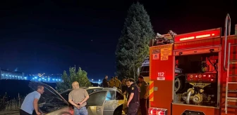 Karabük'te park halindeki otomobilde çıkan yangın hasara neden oldu