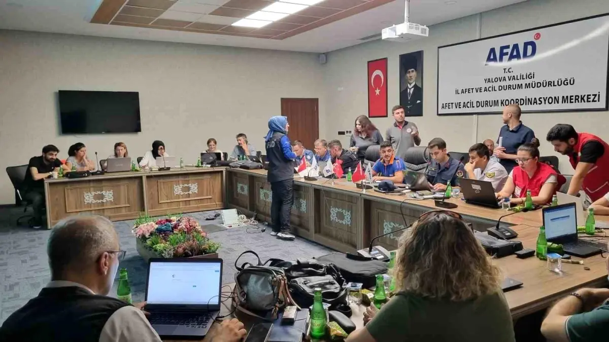 Yalova'da Masa Başı Orman Yangını Tatbikatı Düzenlendi