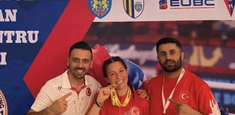 Yoncagül Yılmaz, Yıldız Kadınlar Avrupa Boks Şampiyonası'nda birinci oldu