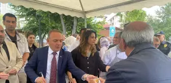 Ardahan'da Muharrem Ayı Kutlamaları: Aşure Dağıtıldı