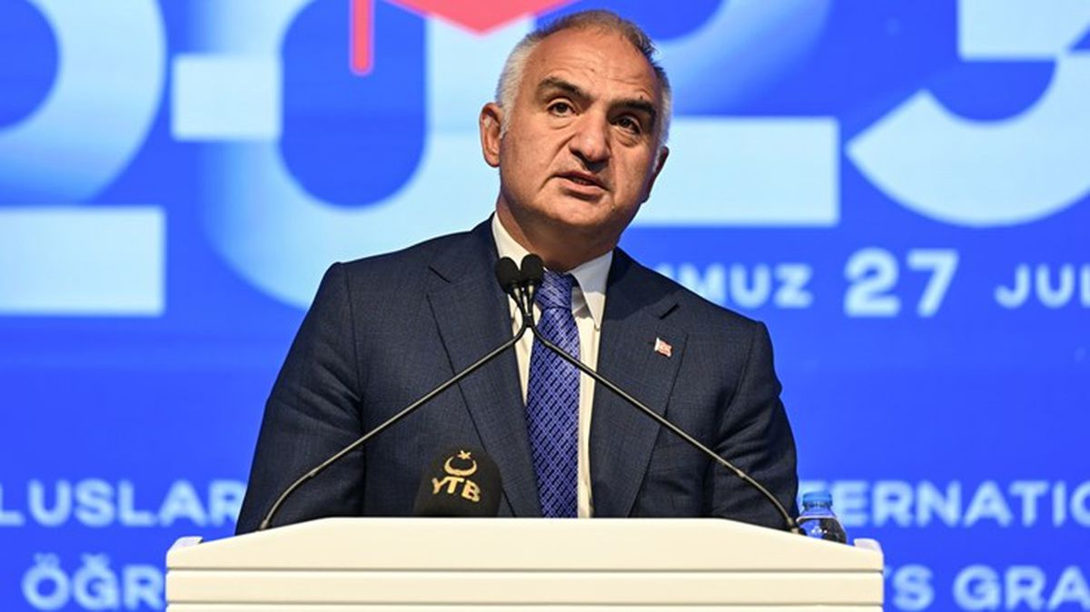 Bakan Ersoy tek tek verileri paylaştı! Türkiye'yi ilk 6 ayda 23 milyonu buldu