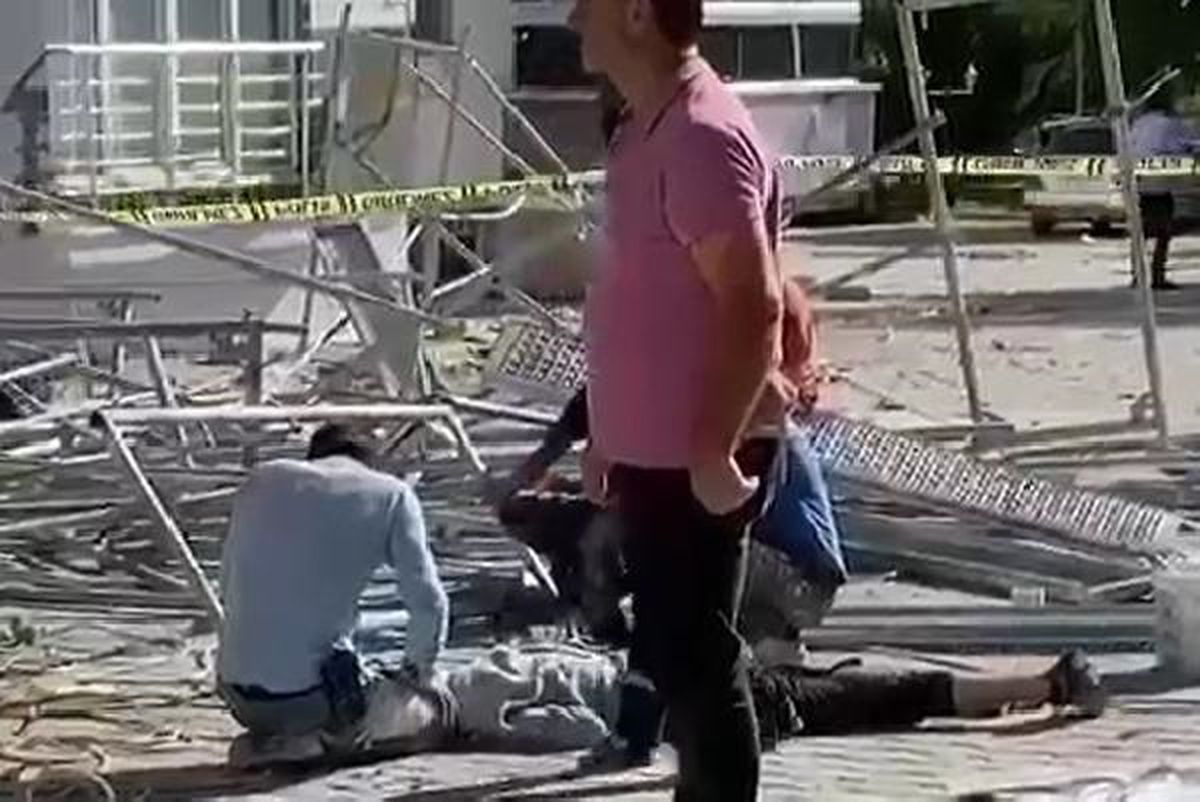 Malatya'da İskele Çöktü: 1 İşçi Hayatını Kaybetti, 2 İşçi Yaralandı