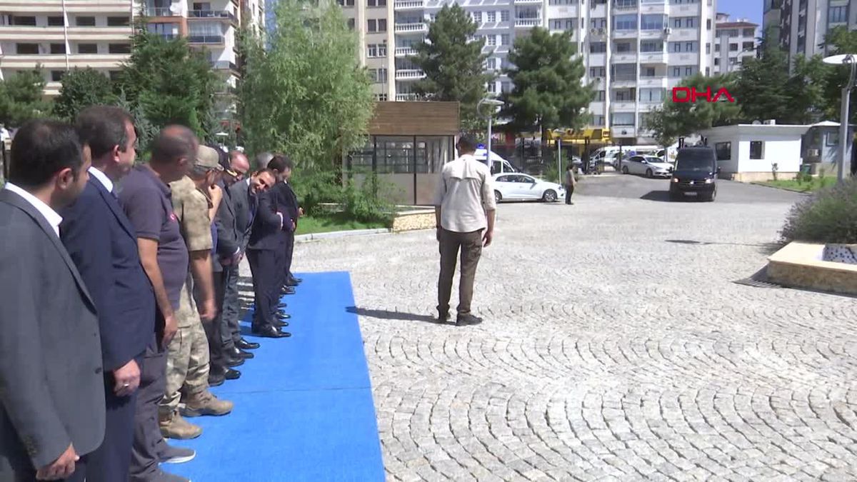 BAKAN TUNÇ'TAN 'DENETİMLİ SERBESTLİK' AÇIKLAMASI