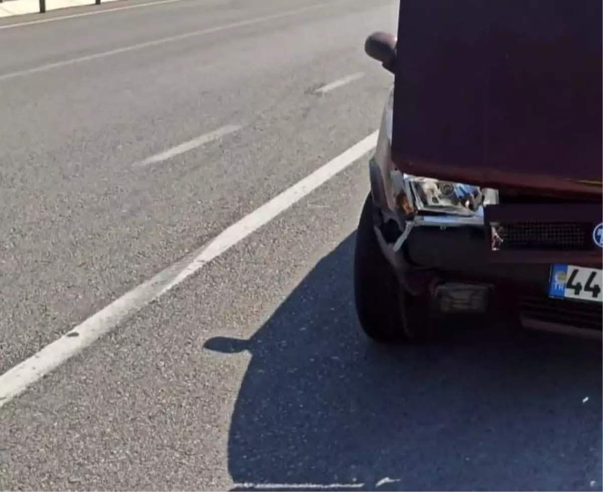 Malatya'da iki aracın karıştığı kazada 1 kişi yaralandı