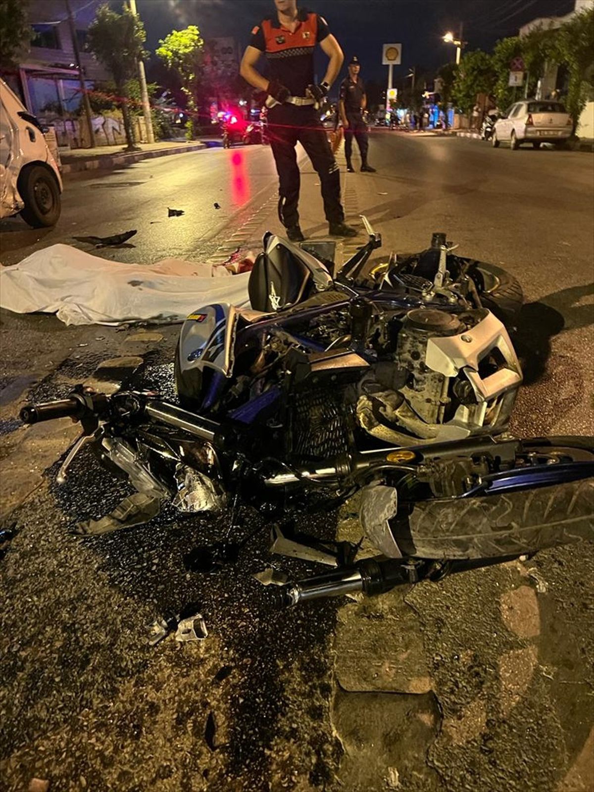 Bodrum'da Otomobil-Motosiklet Çarpışması: Bir Kişi Hayatını Kaybetti