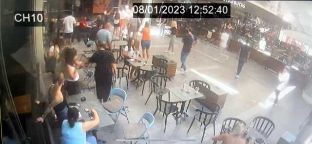 İzmir'deki İsveç Fahri Konsolosluğu'nda yapılan silahlı saldırının yeni görüntüleri ortaya çıktı
