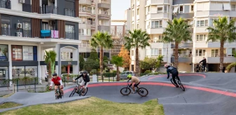 Karşıyaka Belediyesi, Spor ve Ulaşımı Destekleyen Bisiklet Yollarını Genişletiyor