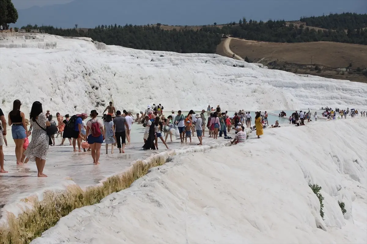 Pamukkale, Ziyaretçi Sayısında Yüzde 23 Artışla Rekor Kırdı