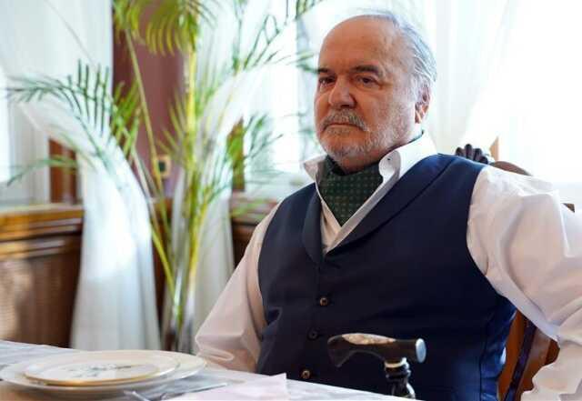 Yalı Çapkını'nda yaprak dökümü başladı! 2 isimle yollar ayrıldı, kadro dağıldı Yalı Çapkını'nda yaprak dökümü başladı! 2 isimle yollar ayrıldı, kadro dağıldı