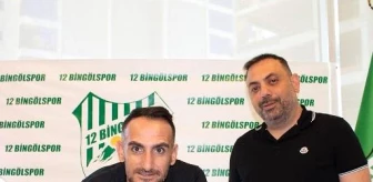 Zeki Korkmaz, 12 Bingölspor'a transfer oldu