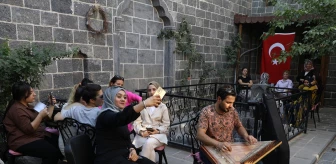 Diyarbakır Büyükşehir Belediyesi, Altı Nokta Körler Derneği Üyelerine Moral ve Motivasyon Etkinliği Düzenledi