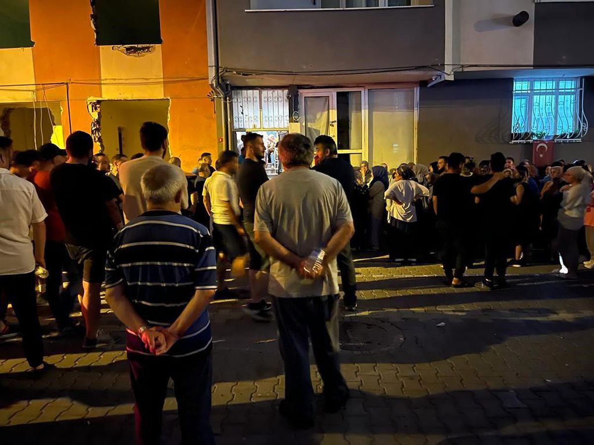 Esenyurt'ta Gece Bekçisi Şüpheli Şekilde Ölü Bulundu