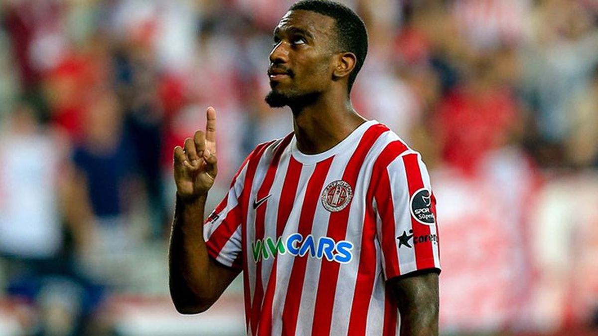 Kasayı doldurup gitti! Haji Wright, resmen Coventry City FC'de