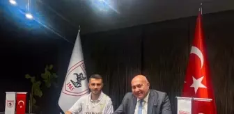 Samsunspor, Emre Kılınç ile 3 yıllık sözleşme imzaladı