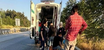 İnegöl'de şarampole düşen minibüs alev aldı: 2 yaralı