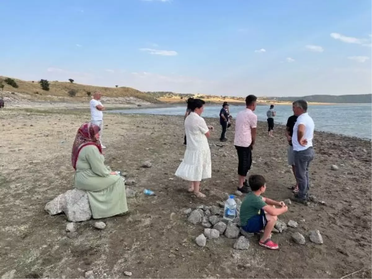 Kızılcahamam'da Gölette Kaybolan Genç İçin Arama Çalışması Başlatıldı