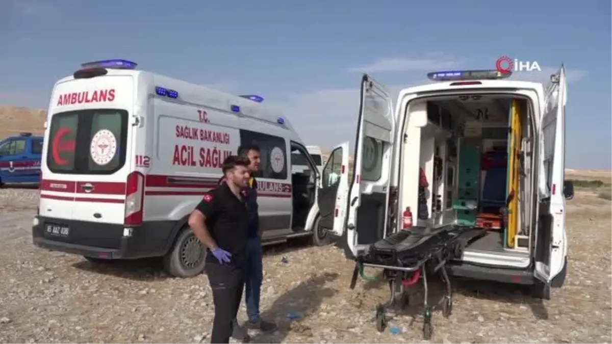 Van Gölü'ne giren bir genç ile onu kurtarmaya çalışan kişi boğuldu