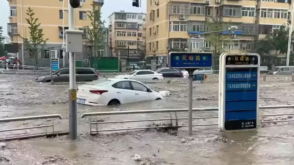 Çin'de meydana gelen sel nedeniyle 14 kişi hayatını kaybetti, 1 kişi ise kayıp