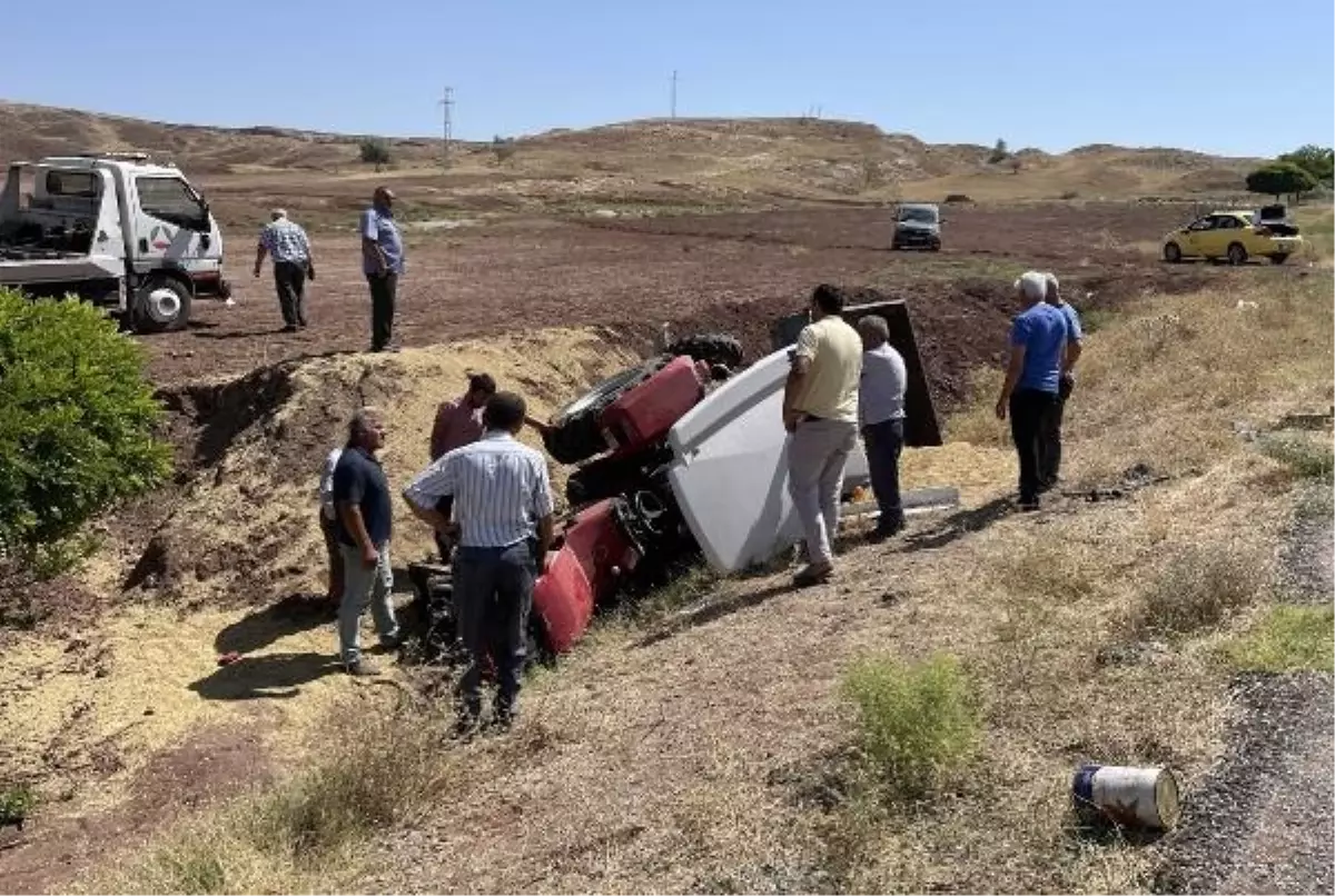 Çankırı'da Arpa Yüklü Traktör Devrildi: 1 Ölü