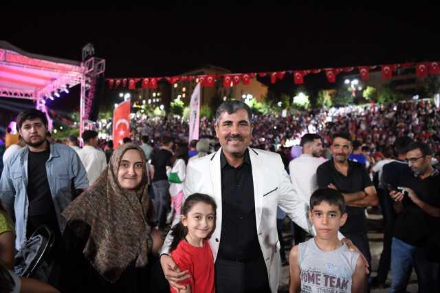 Muş'ta 4. Geleneksel Sünnet Şöleni Büyük İlgi Gördü Muş'ta 4. Geleneksel Sünnet Şöleni Büyük İlgi Gördü