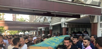 Rize'de bıçaklı kavgada hayatını kaybeden Sedat Semavi Sarı toprağa verildi