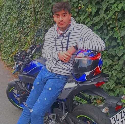 Sarıyer'de motosiklettekilere kalaşnikof ile pusu kurdular: 2 ölü