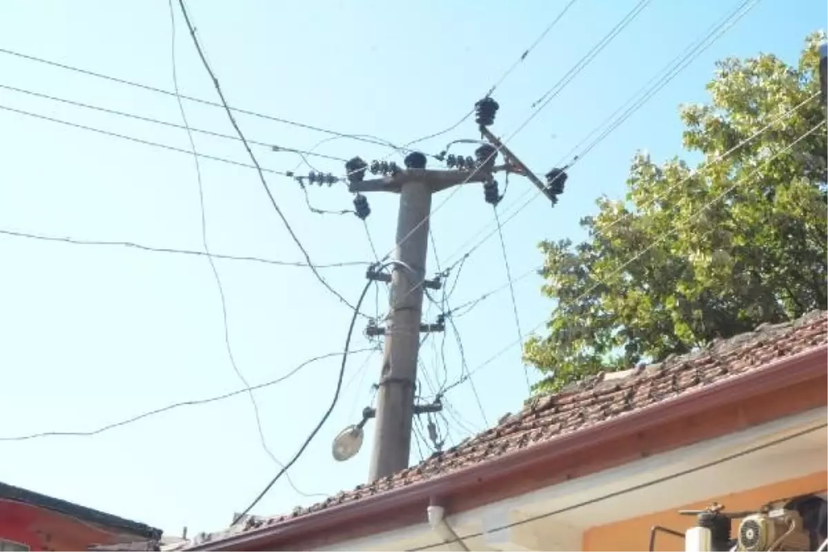 Ereğli'de Elektrik Kablolarının Patlaması Korkuttu