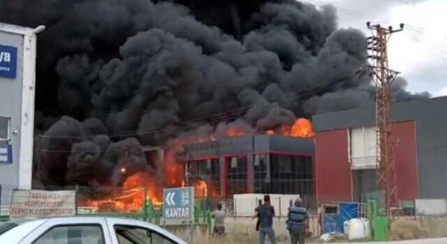 Tekirdağ Çerkezköy yangın mı çıktı, hangi fabrika? (7 AĞUSTOS SON DAKİKA) Çerkezköy fabrika yangınında hasar ve yararlı var mı, yangın neden çıktı?