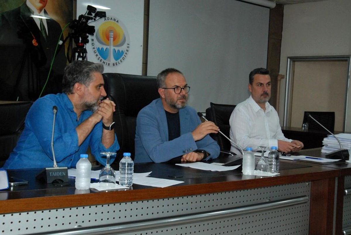 Adana Büyükşehir Belediye Meclisi'nde 75. Yıl Sanat Galerisi'nin Yıkımı Gündeme Geldi