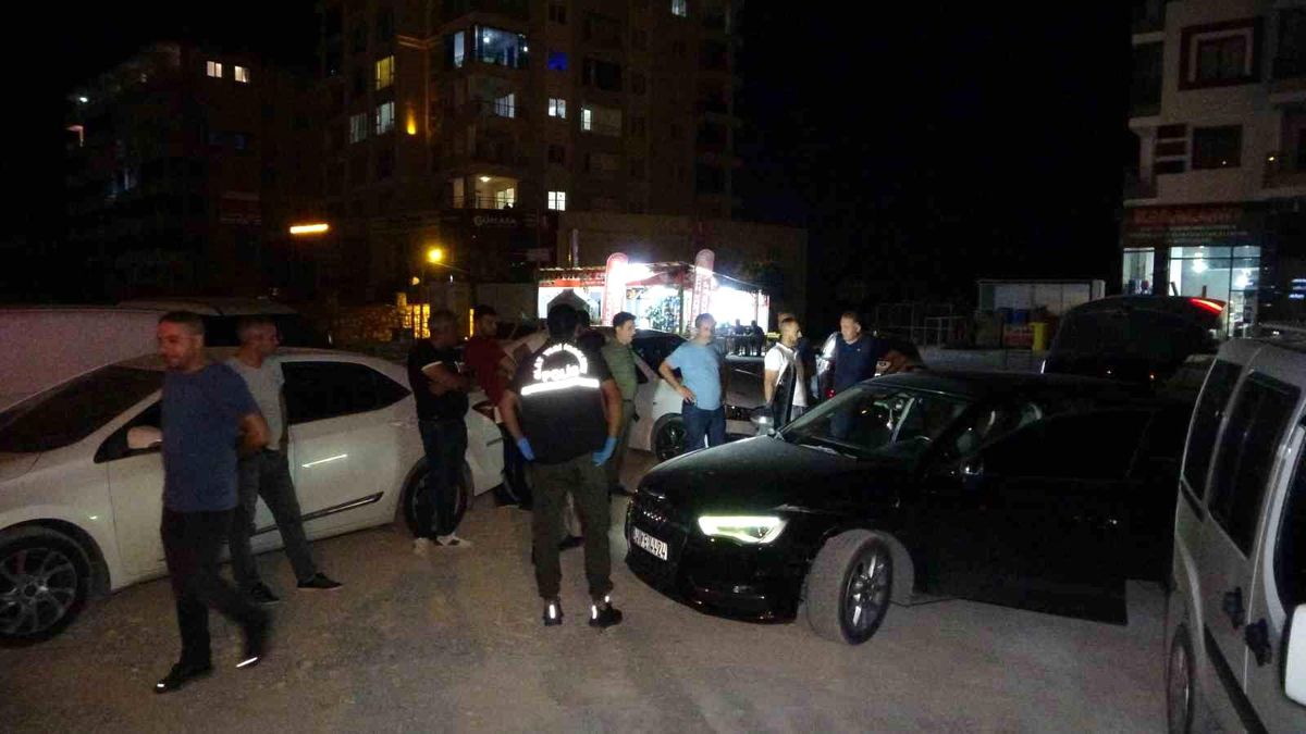 Malatya'da alacak verecek meselesi nedeniyle çıkan kavgada bir kişi ağır yaralandı