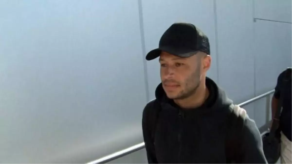 Alex Oxlade-Chamberlain Beşiktaş ile transfer görüşmeleri için İstanbul'a geldi