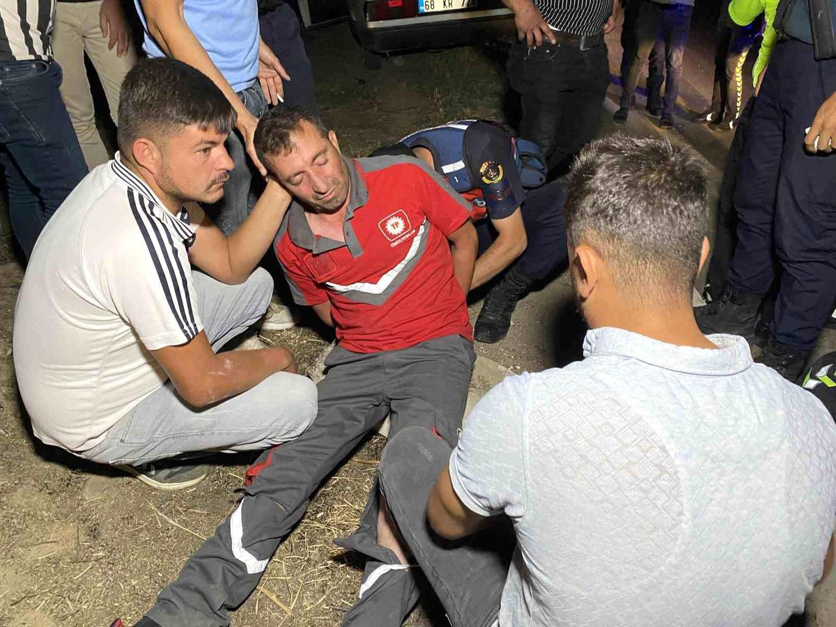 Aksaray'da alkollü araç kullanırken refüje çarparak kaza yapan sürücü polis ekiplerine zor anlar yaşattı
