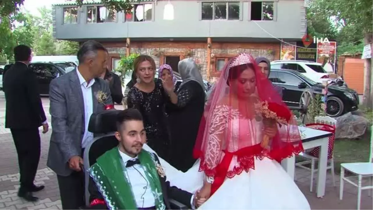 Bedensel engelli Alihan ile Filipinli gelinin aşkı engel tanımadı