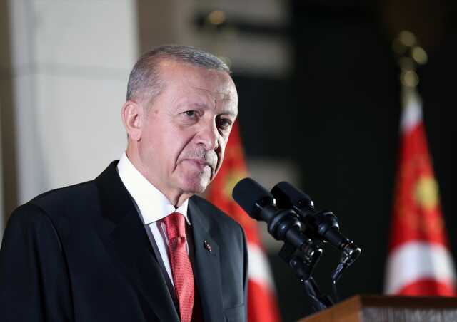 Cumhurbaşkanı Erdoğan: Üç kıtanın kalbinde yer alan Türkiye, hadiseleri tribünden seyredemez Cumhurbaşkanı Erdoğan: Üç kıtanın kalbinde yer alan Türkiye, hadiseleri tribünden seyredemez