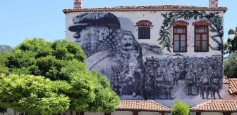 Menteşe'nin Milli Mücadele Yılları Mural Resmi Yoğun İlgi Görüyor