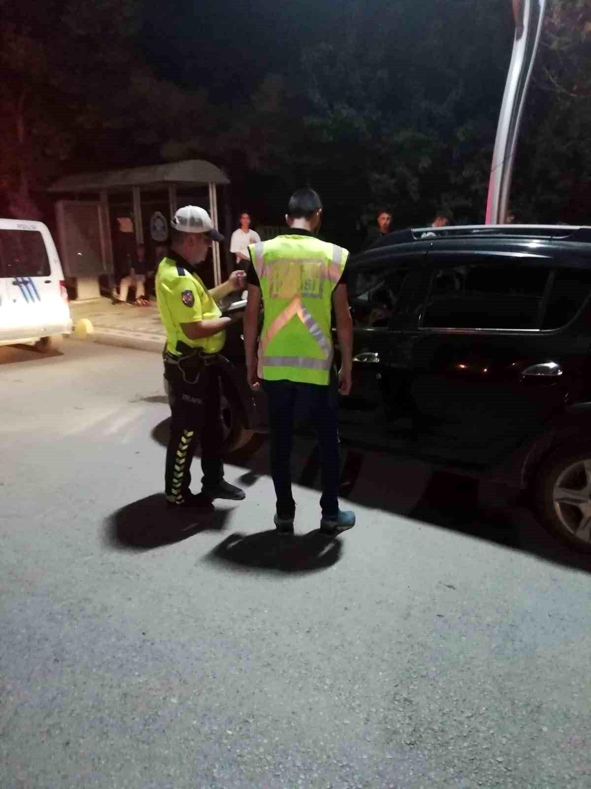 Afyonkarahisar'ın Sandıklı ilçesinde motosikletlere trafik denetimi