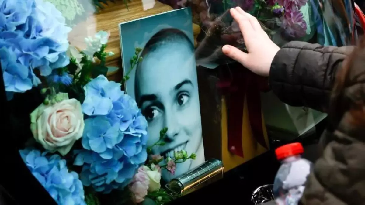 Sinéad O'Connor'ın cenaze töreni İslami esaslara göre yapıldı