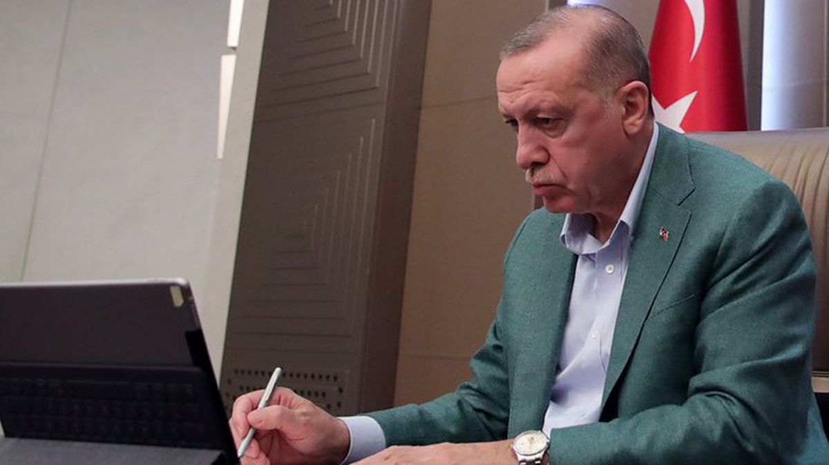AK Parti 30 büyükşehirde araştırma yaptırdı! Oy oranındaki düşüşün 3 nedeni var