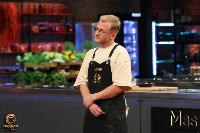 Demet Akalın'dan MasterChef Tahsin'e 'İticisin' tepkisi! Yarışmacıdan cevap gecikmedi Demet Akalın'dan MasterChef Tahsin'e 'İticisin' tepkisi! Yarışmacıdan cevap gecikmedi