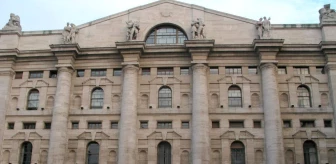 İtalya Hükümeti Bankaların Ekstra Kâr Vergisi Kararında Geri Adım Attı