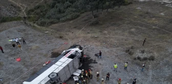Eyüpsultan Kemerburgaz'da Servis Otobüsü Köprüden Düştü: 27 İşçi Yaralandı