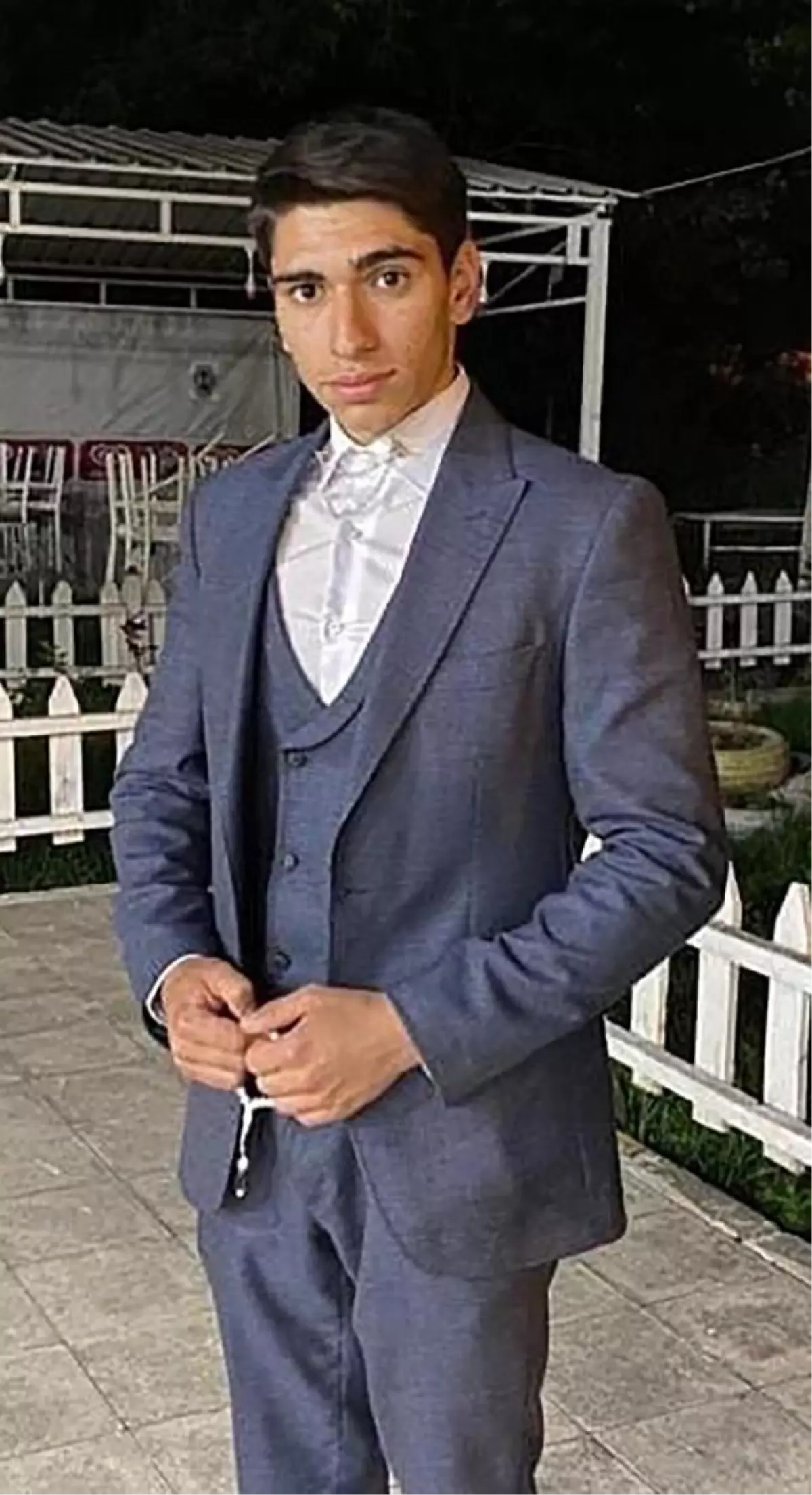 Oltu'da kavşakta motosiklet kazası: 1 ölü, 1 ağır yaralı