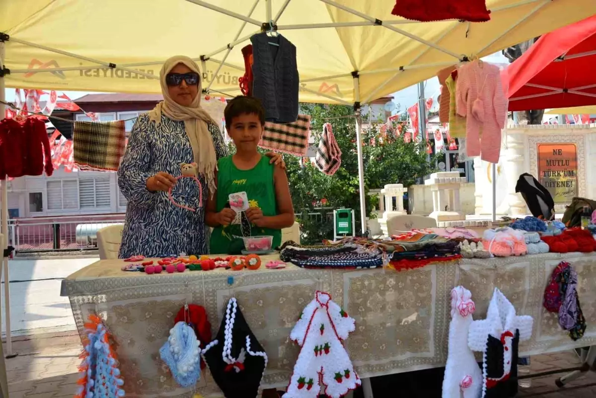 Çamlıyayla'da Üretici Kadın Stantları Kuruldu