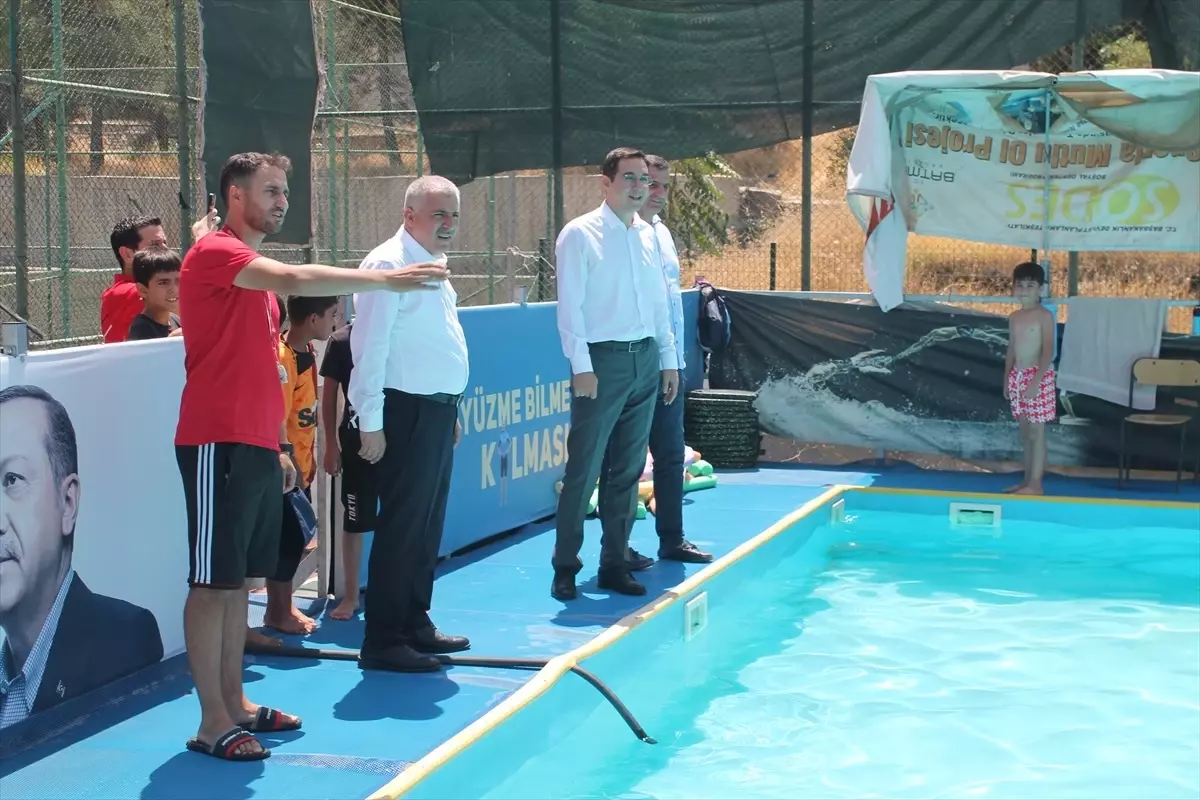 Batman Gercüş'te Yaz Spor Kurslarına Spor Malzemesi Desteği