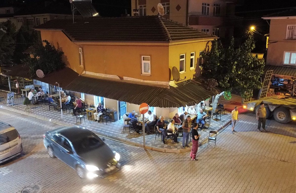 Kahveci Hanım ve Gececi Nejat: Bilecik'te Birlikte İşletiyorlar