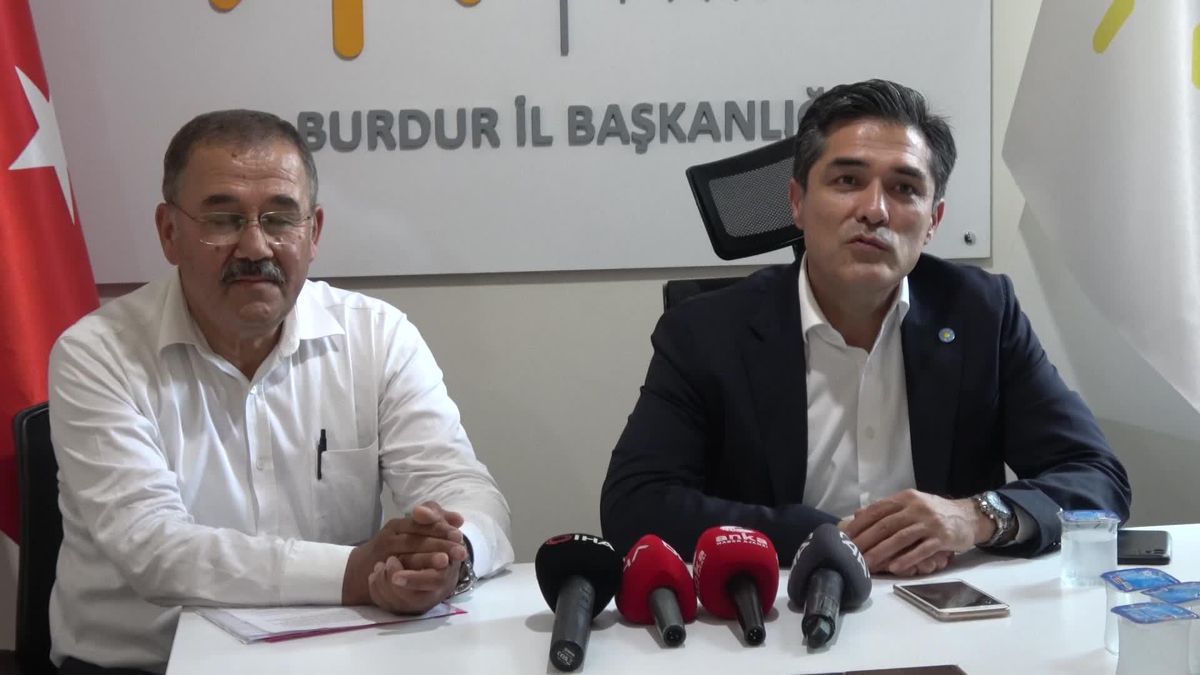 Buğra Kavuncu: 'İktidar Aldığı Kararlarla Kendisine Oy Vermiş Bütün Vatandaşları, Bütün Seçmenleri Pişman Etmiş Durumda'