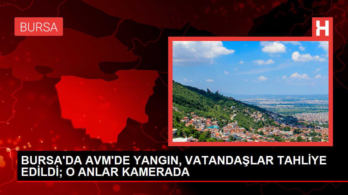 Bursa'da bir alışveriş merkezinde çıkan yangın sonucu vatandaşlar tahliye edildi