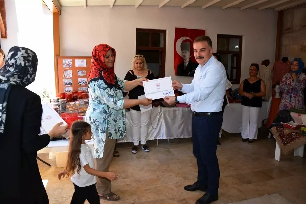 Edremit Kaymakamı SODAM Projesi Sergisine Katıldı