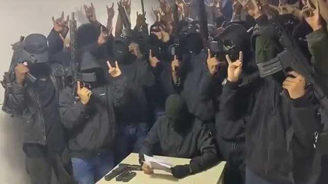 Ekvador'da başkan adayına yönelik suikastı Los Lobos çetesi üstlendi Ekvador'da başkan adayına yönelik suikastı Los Lobos çetesi üstlendi