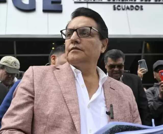 Ekvador şokta! Devlet başkanı adayı seçimlere 2 hafta kala suikasta kurban gitti